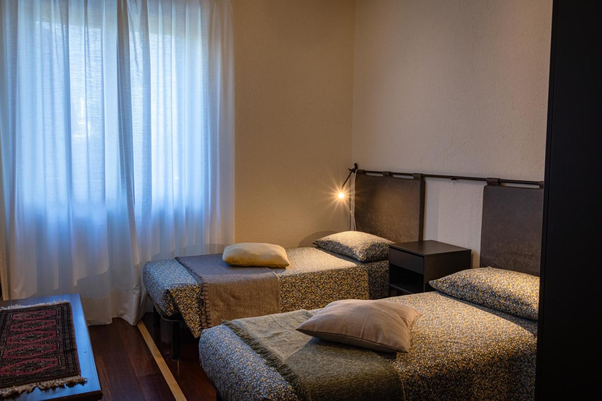 Villa Mara - Aosta - 200 Mq - Wifi - Jacuzzi - Parcheggio - Giardino Kültér fotó
